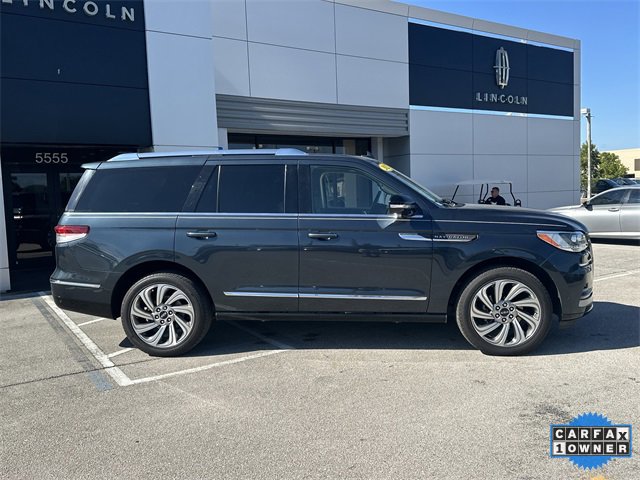Certified 2022 Lincoln Navigator Reserve image 5