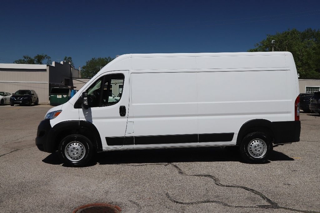 Used 2026 RAM ProMaster 2500 w/ Convenience Group FWD image 5