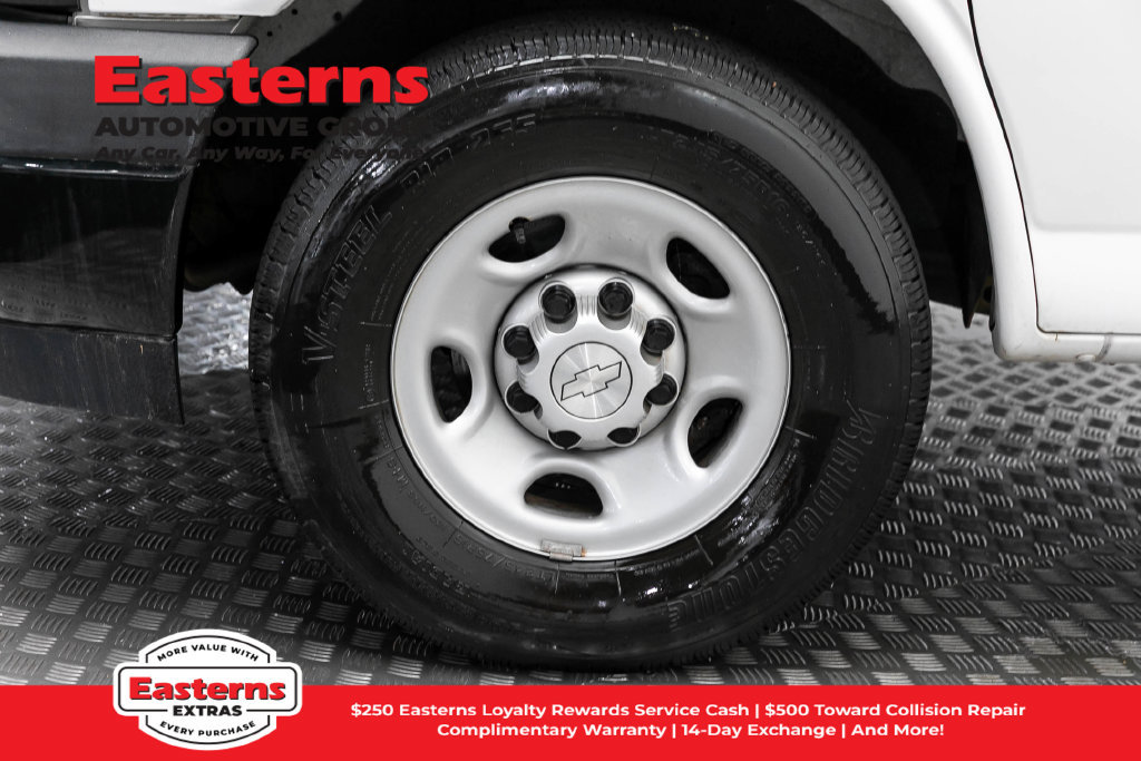 Used 2019 Chevrolet Express 2500 Extended RWD image 29