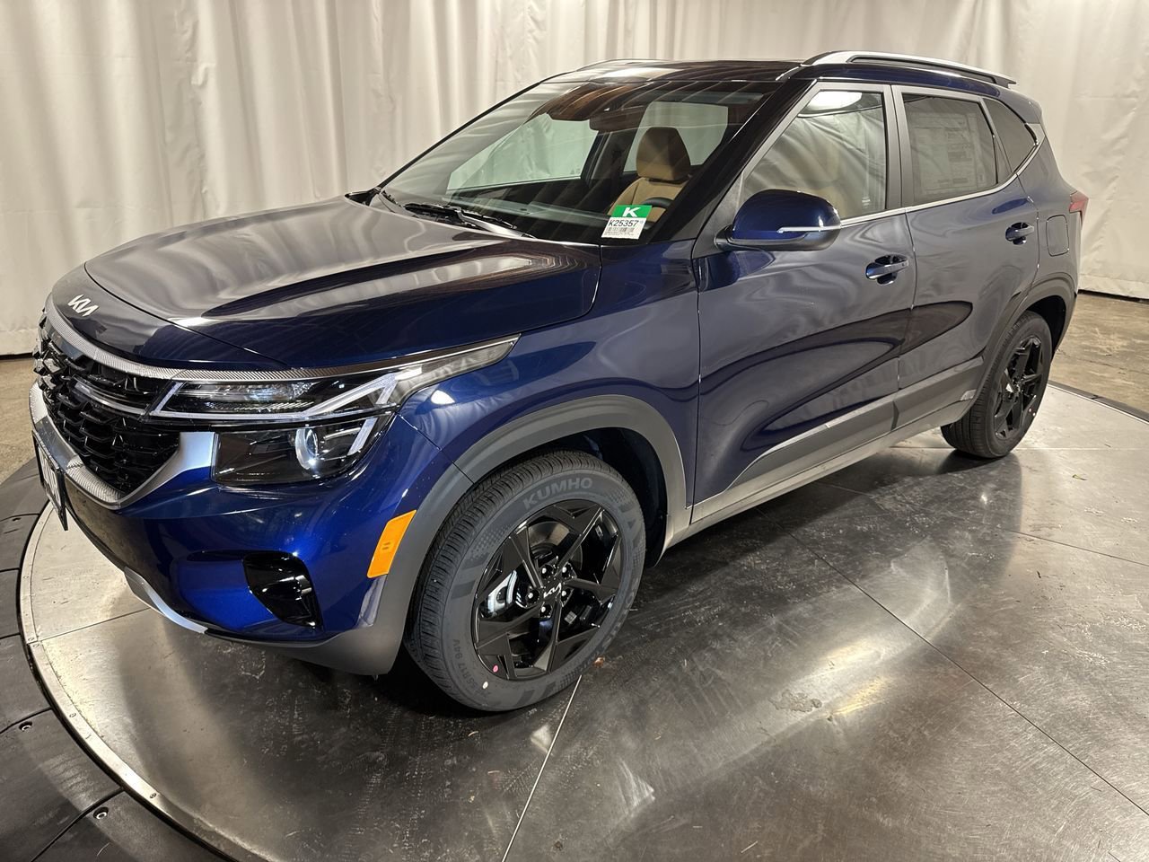 New 2026 Kia Seltos EX w/ EX Sunroof Package