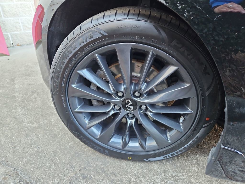 Used 2022 INFINITI Q50 Luxe w/ Cargo Package image 34