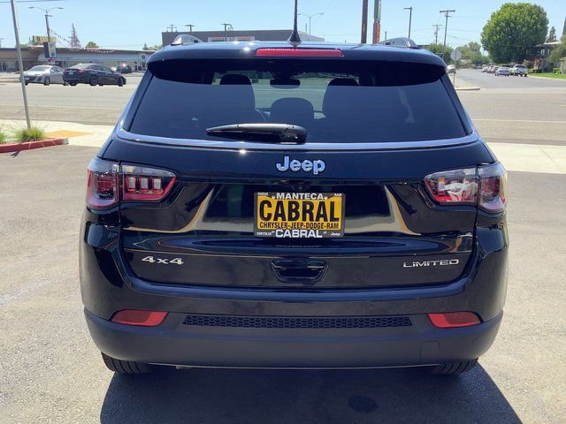 Used 2024 Jeep Compass Limited AWD/4WD image 25