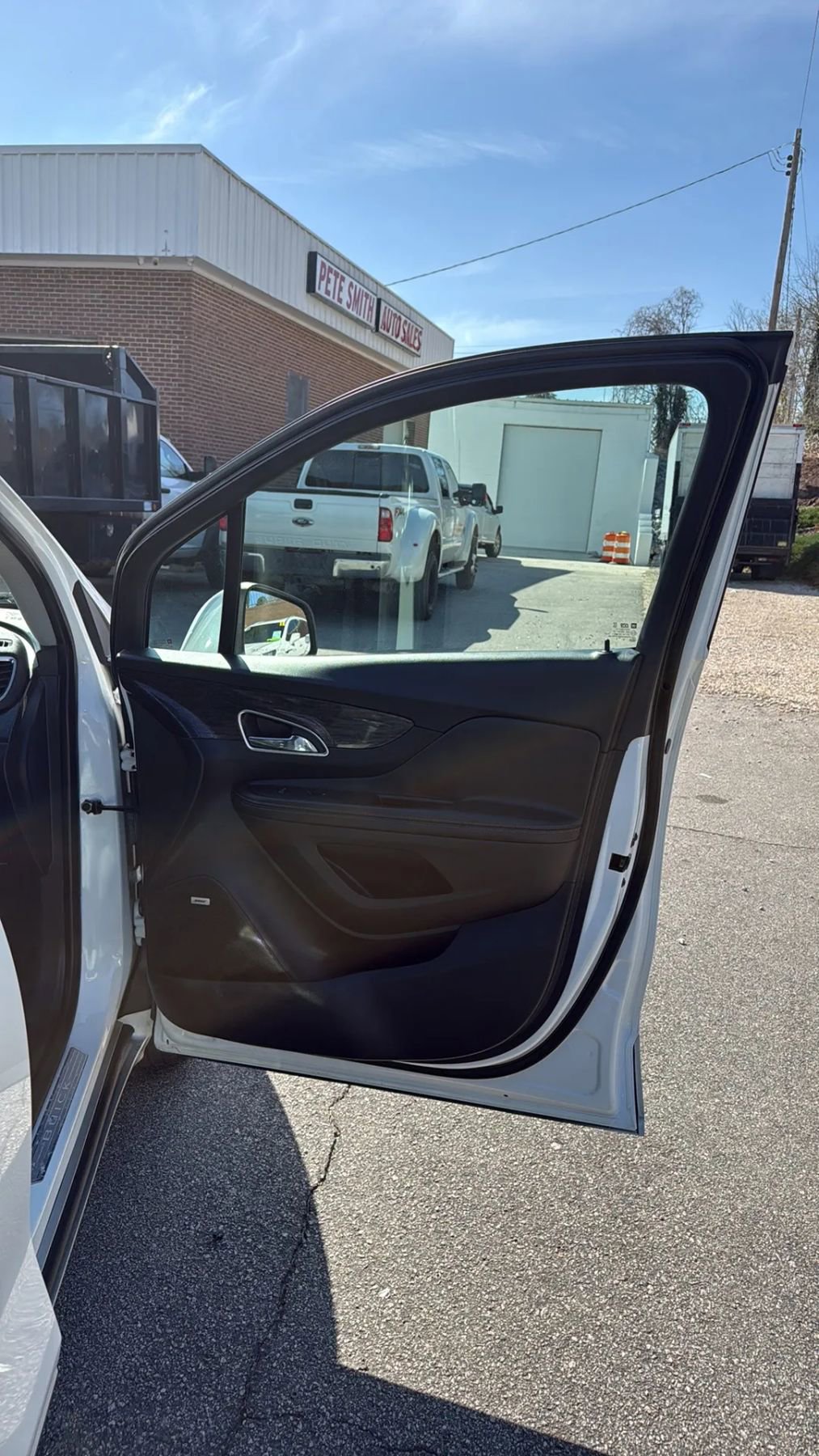 Used 2015 Buick Encore Premium w/ Experience Buick Package FWD image 11