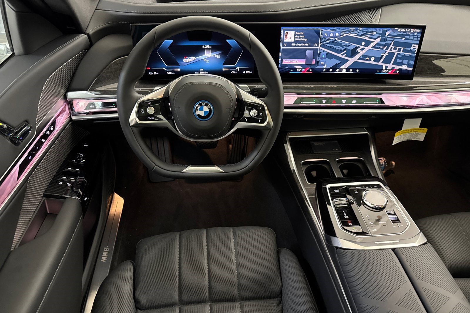 Used 2026 BMW i7 xDrive60 w/ Executive Package AWD/4WD image 27