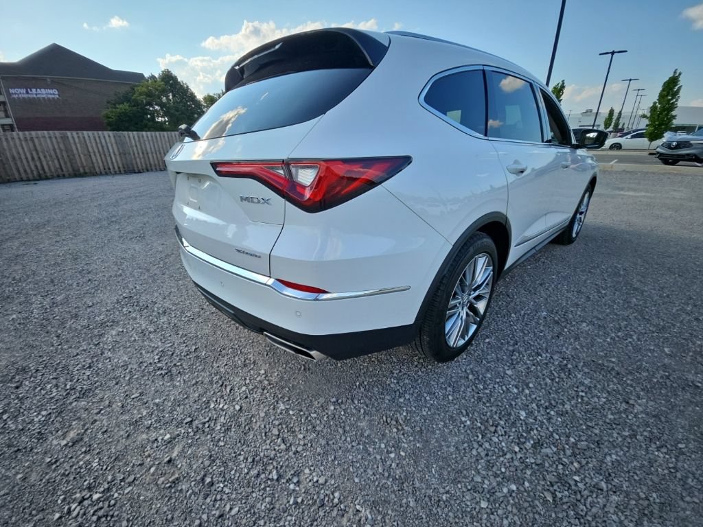 Used 2024 Acura MDX w/ Advance Package AWD/4WD image 15