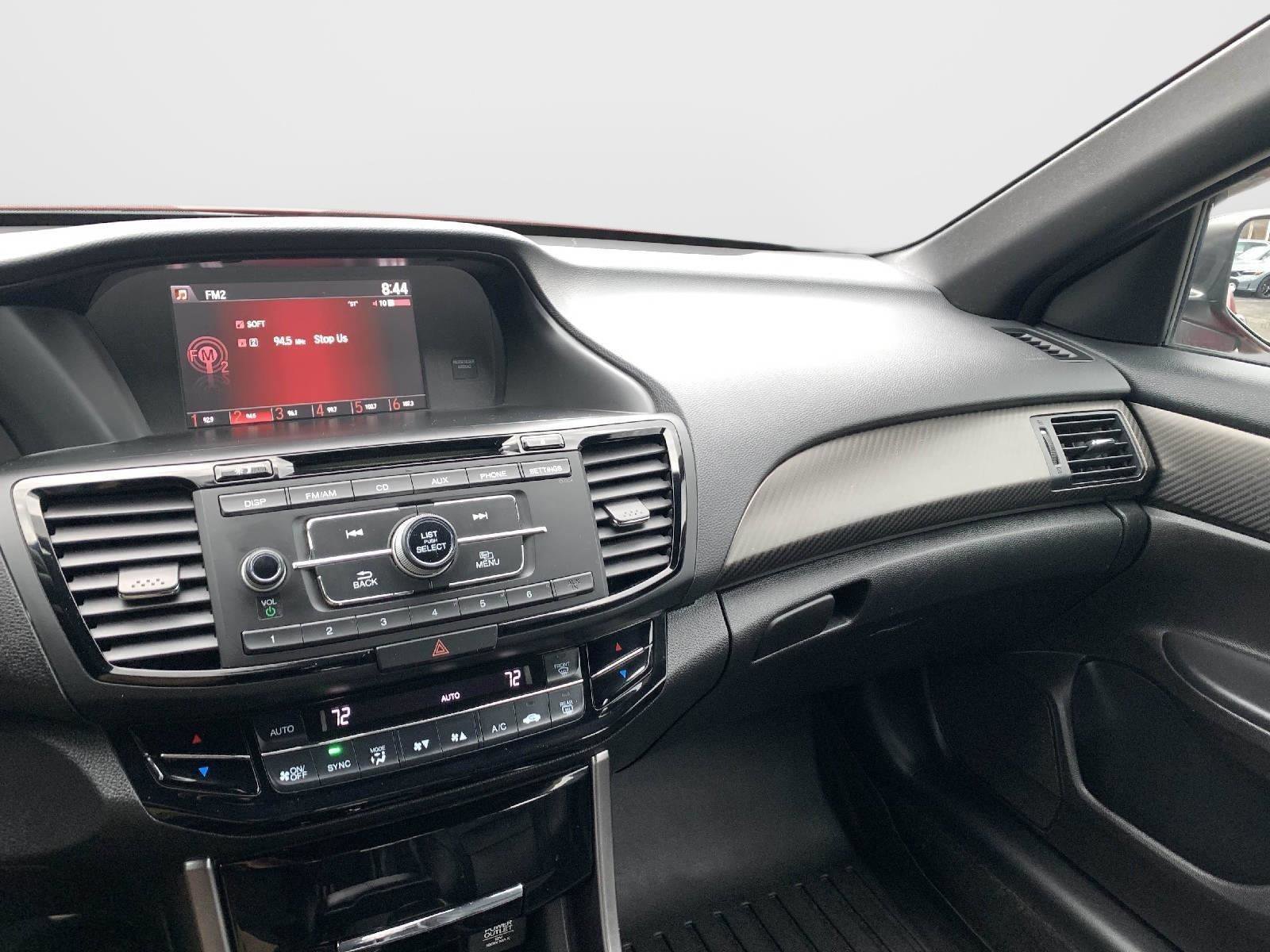 Used 2017 Honda Accord Sport Special Edition image 20