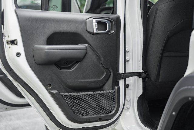 Used 2024 Jeep Wrangler Sport S image 41