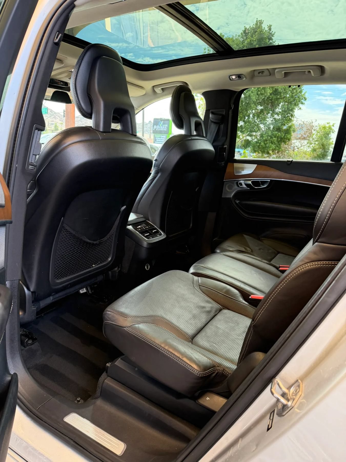 Used 2016 Volvo XC90 T6 Inscription w/ Vision Package AWD/4WD image 10