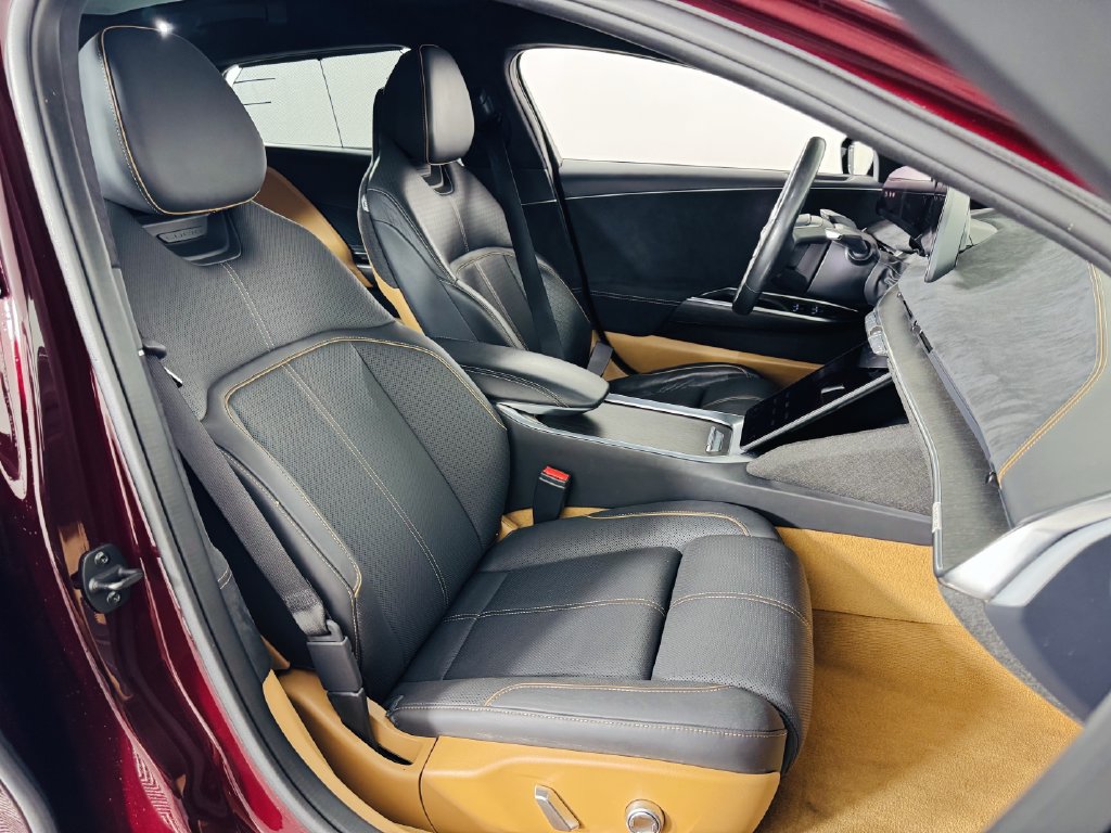 Used 2023 Lucid Air Grand Touring AWD/4WD image 29