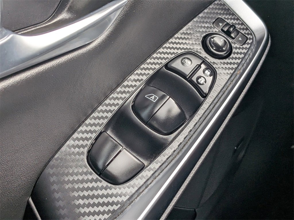 Used 2023 Nissan Sentra SR w/ SR Premium Package image 21