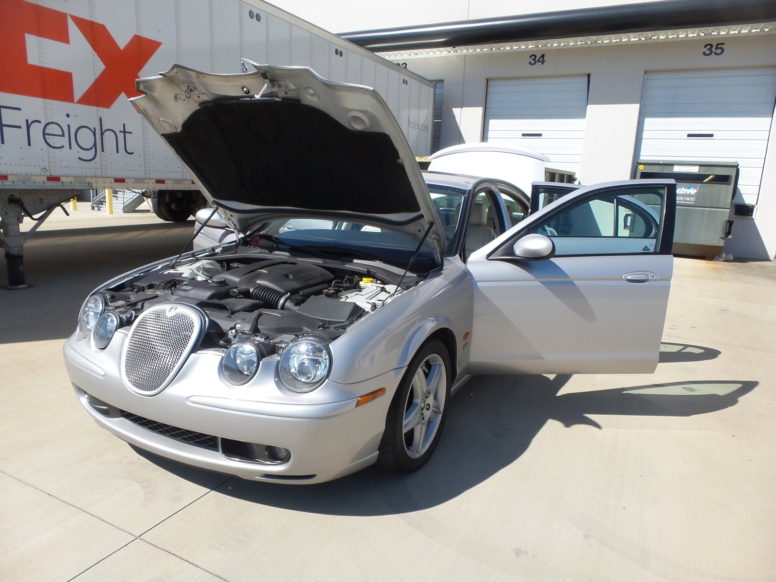 Used 2003 Jaguar S-TYPE R RWD image 52
