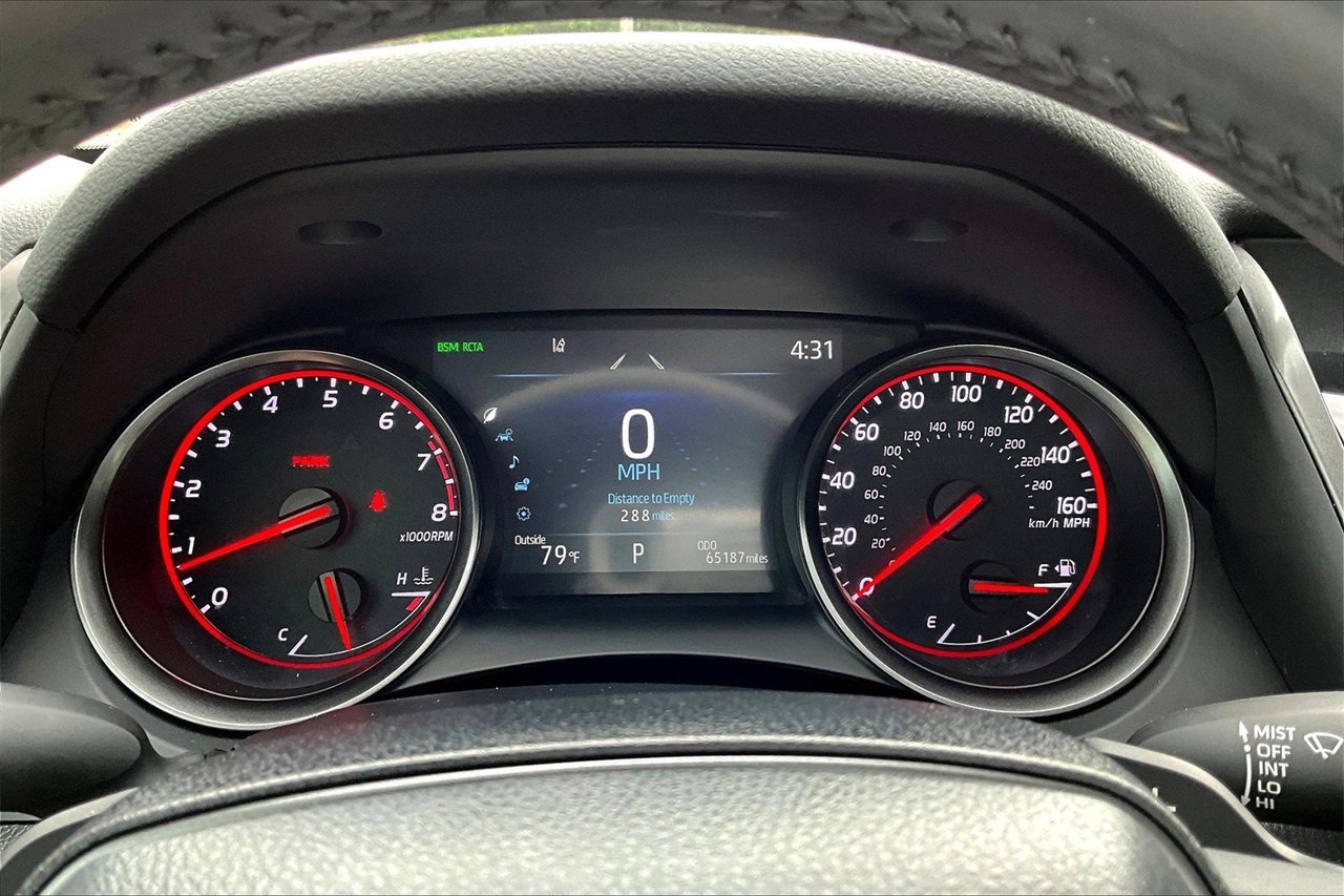 Used 2021 Toyota Camry XSE image 10