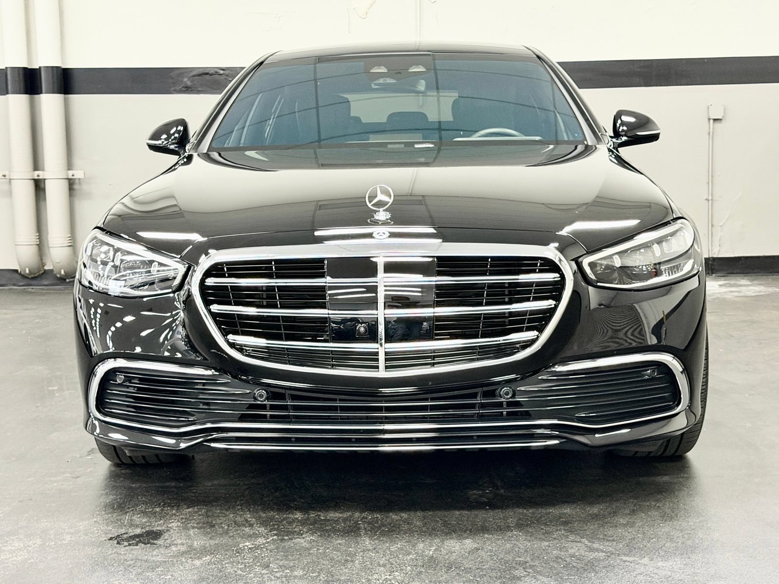 Used 2025 Mercedes-Benz S 580 4MATIC Sedan image 6