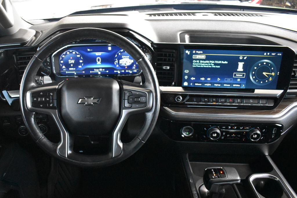 Used 2022 Chevrolet Silverado 1500 RST AWD/4WD image 3