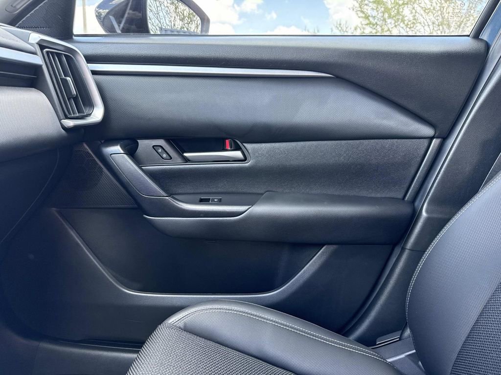 Used 2024 MAZDA CX-50 AWD 2.5 S w/ Preferred Package image 30