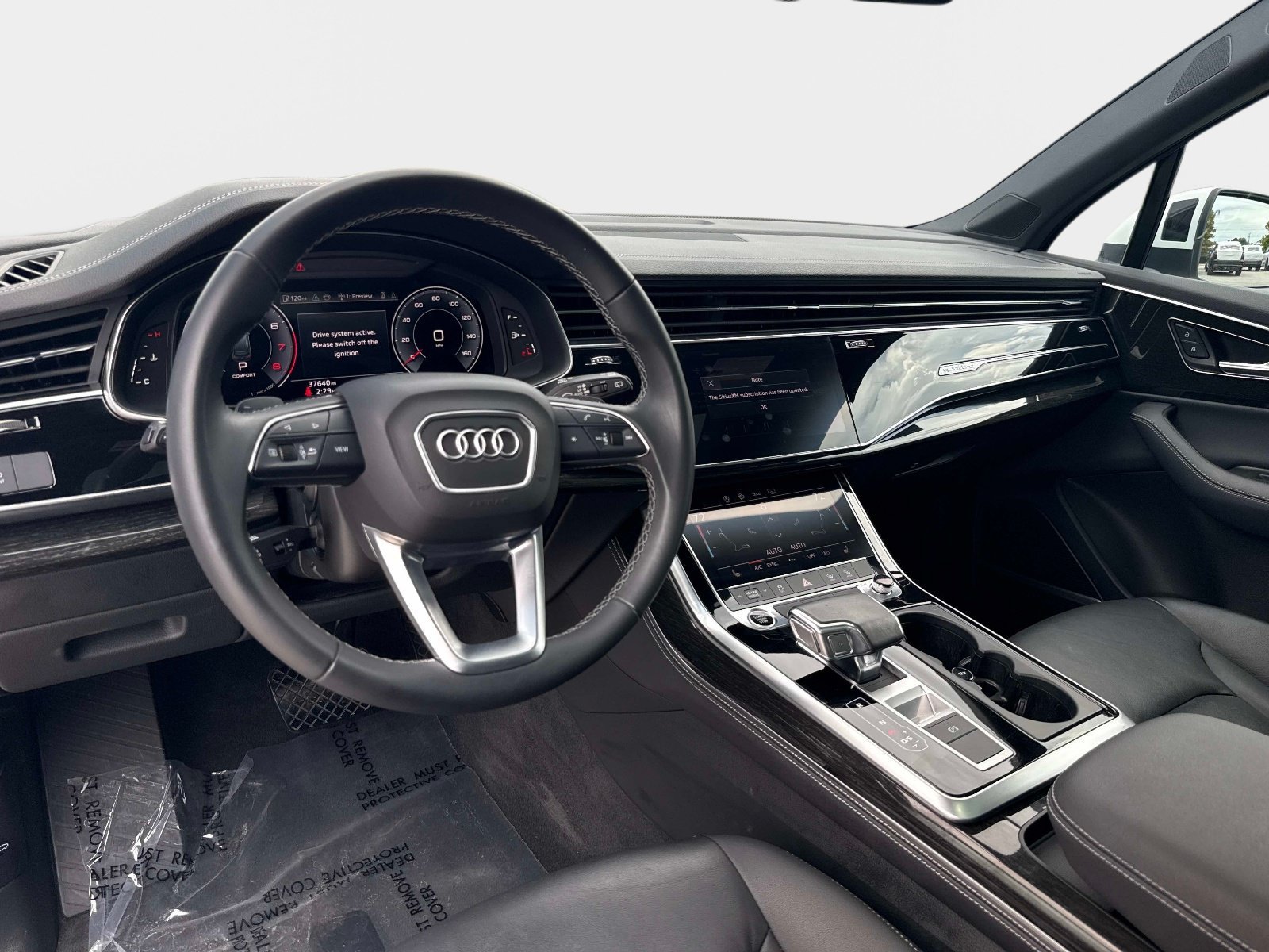 Certified 2025 Audi Q7 3.0T Premium Plus AWD/4WD image 15