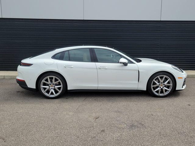 Certified 2026 Porsche Panamera 4 AWD/4WD image 6