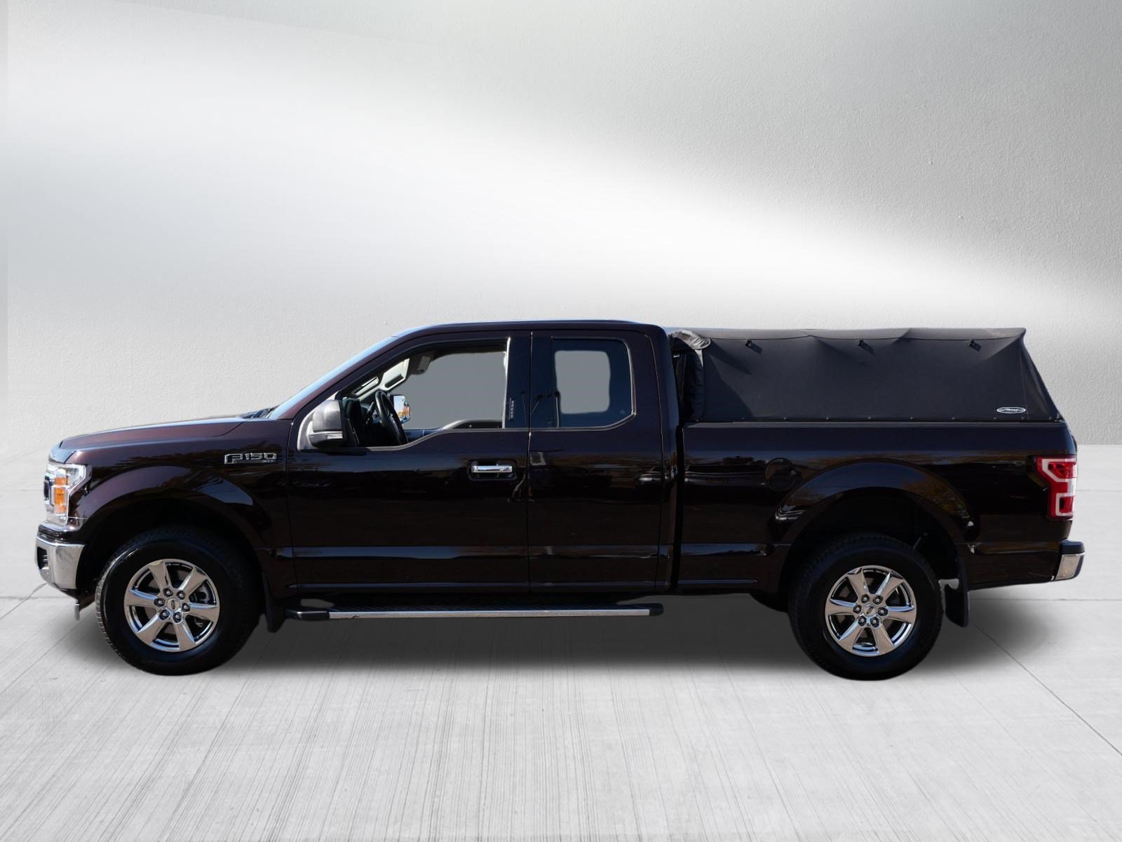 Used 2018 Ford F150 XLT w/ Equipment Group 302A Luxury AWD/4WD image 4