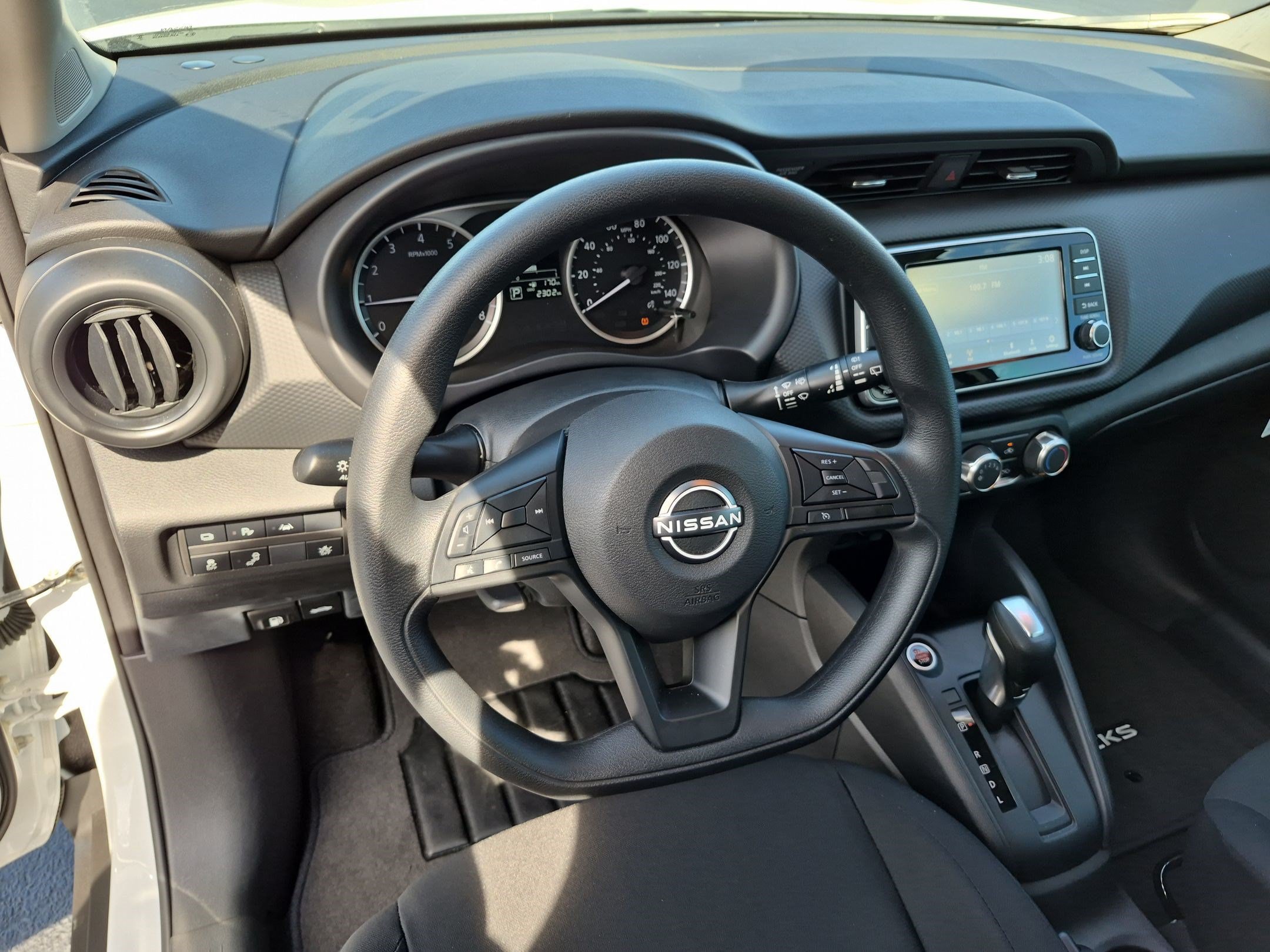 Used 2025 Nissan Kicks Play S FWD image 16