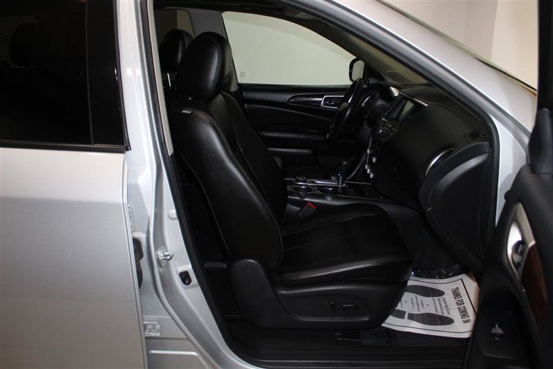 Used 2013 Nissan Pathfinder SL w/ SL Premium Pkg AWD/4WD image 28