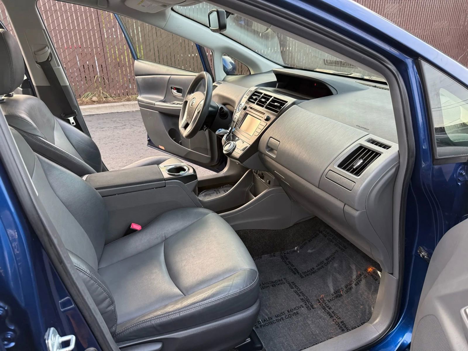 Used 2012 Toyota Prius V Five FWD image 15