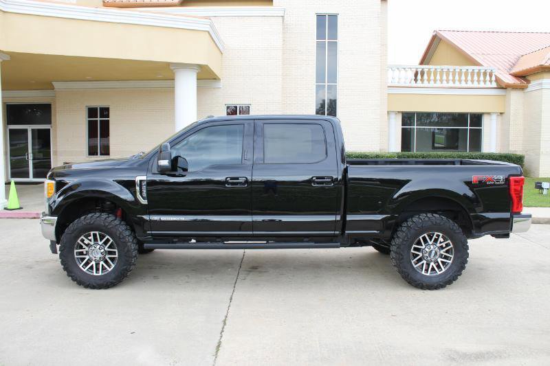 Used 2017 Ford F250 Lariat w/ FX4 Off-Road Package image 10