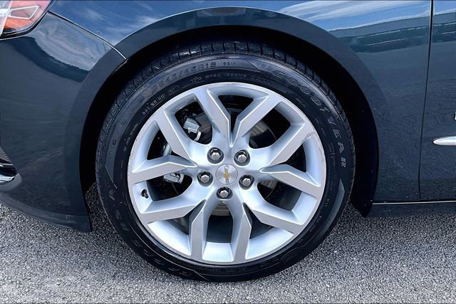 Used 2018 Chevrolet Impala Premier w/ Premier Convenience Package image 29