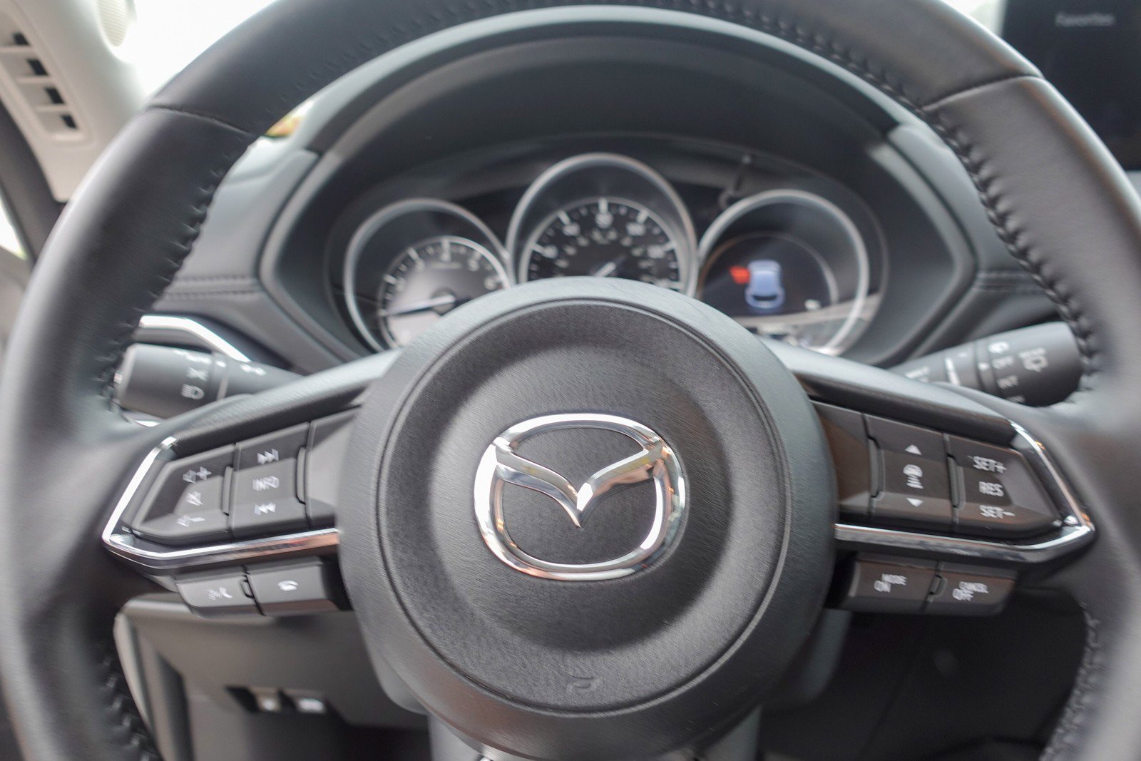 Used 2025 MAZDA CX-5 AWD 2.5 S w/ Preferred Package image 13