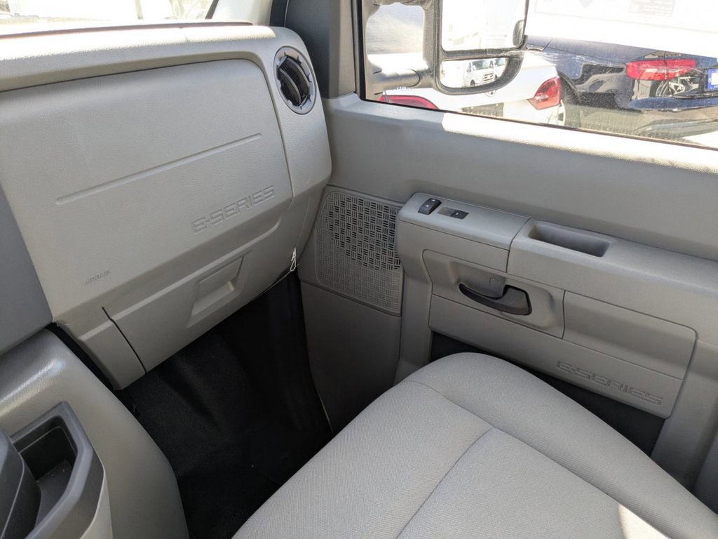 New 2026 Ford E-350 and Econoline 350 Super Duty w/ Power Equipment Group image 16