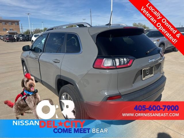 Used 2021 Jeep Cherokee Latitude Plus image 3