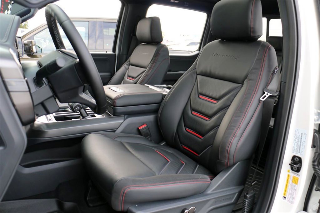 New 2025 Ford F150 Lariat w/ Equipment Group 502A High image 22