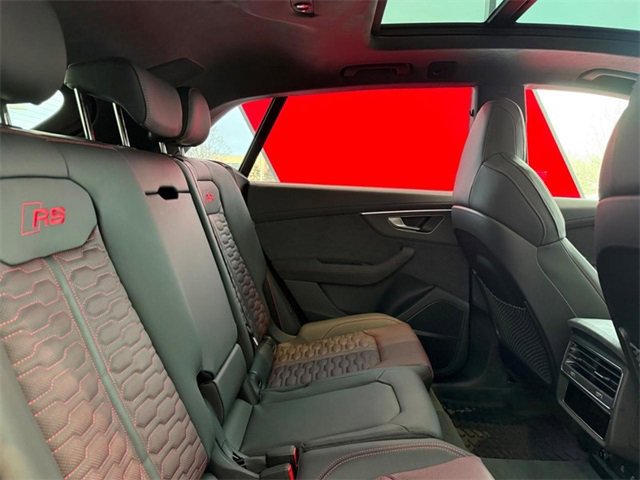 New 2026 Audi RS Q8 performance image 4