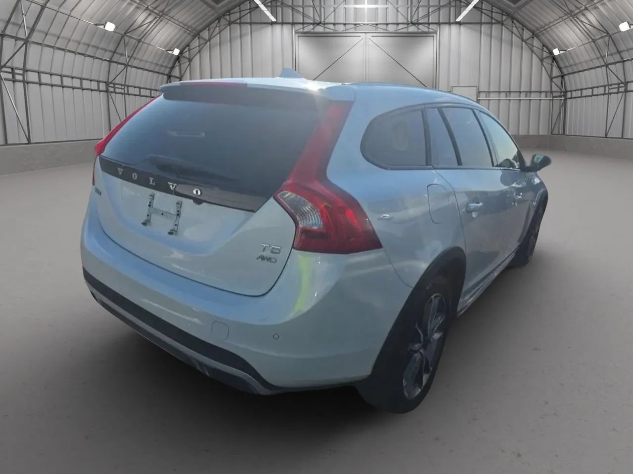 Used 2016 Volvo V60 T5 Cross Country w/ Convenience Package AWD/4WD image 2