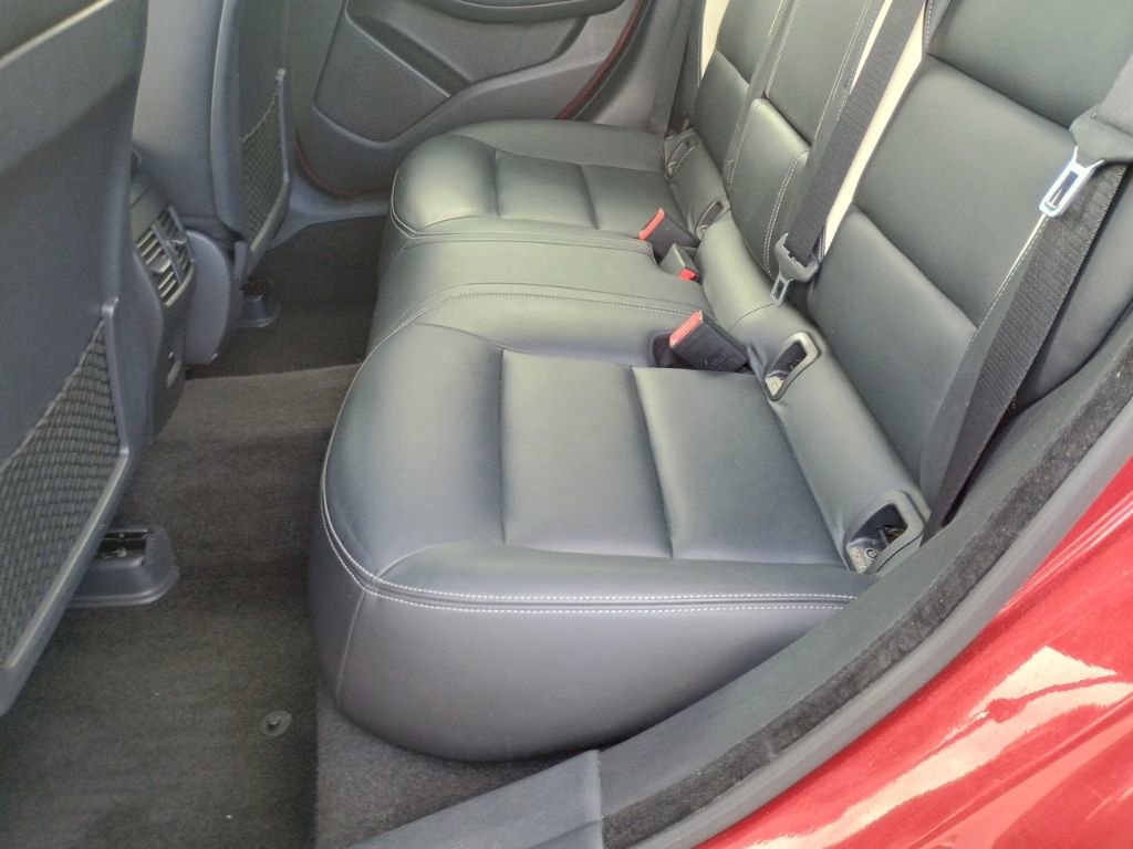 Used 2017 INFINITI QX30 Sport w/ Sport Leather Package FWD image 16