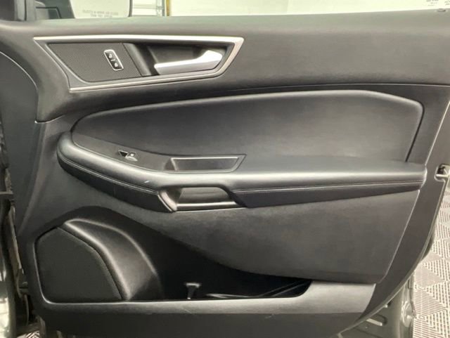 Used 2022 Ford Edge SEL w/ Cargo Accessory Package image 12