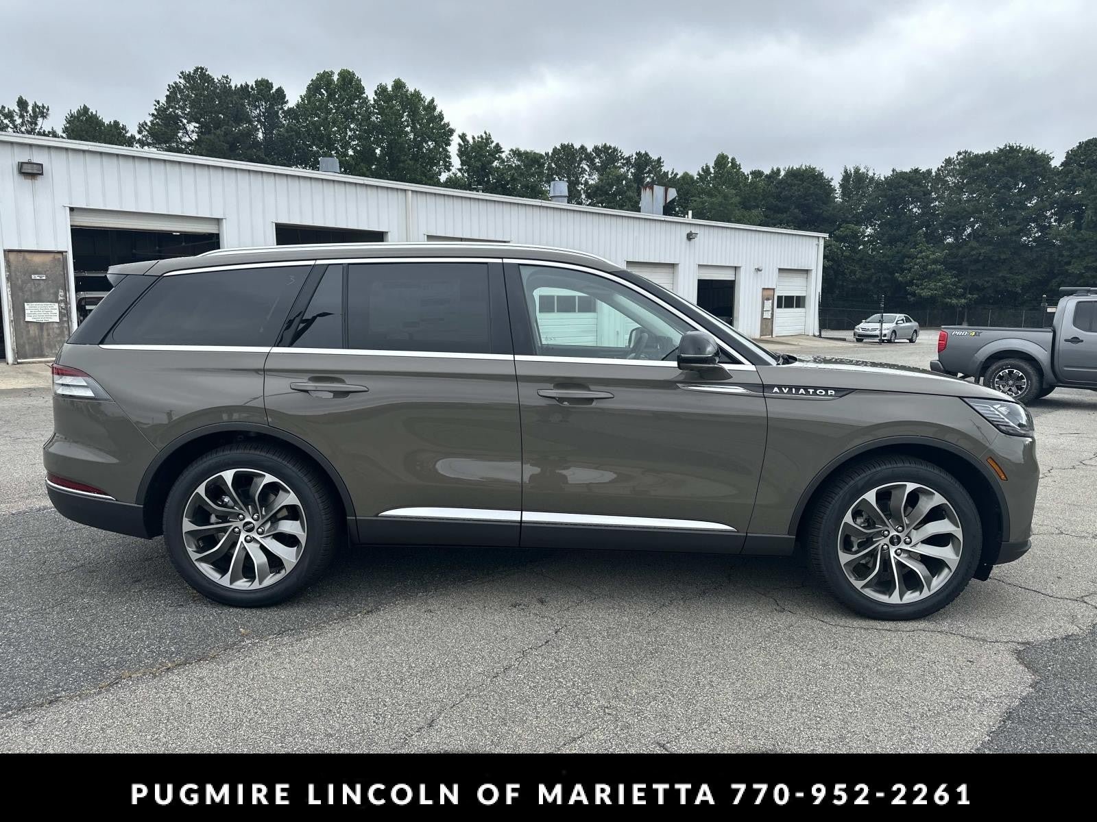 New 2026 Lincoln Aviator Reserve RWD image 4