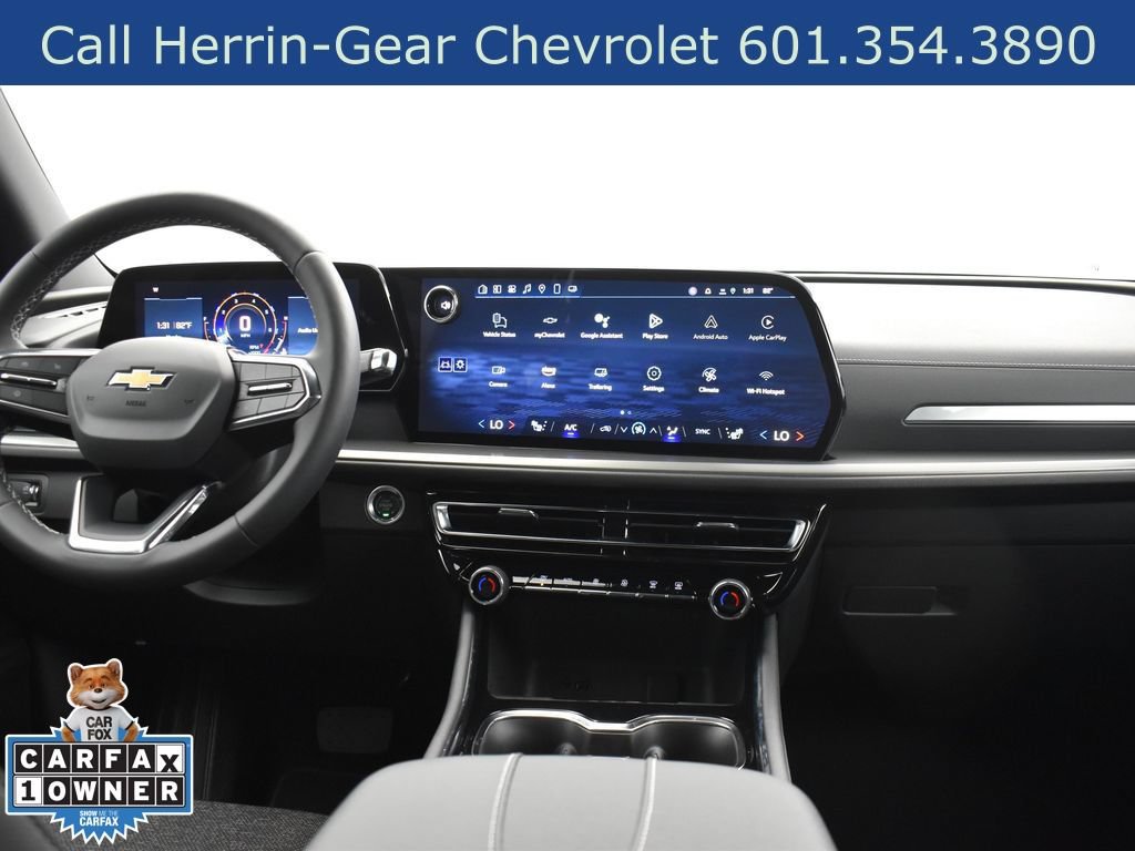 Used 2025 Chevrolet Traverse LT FWD image 18