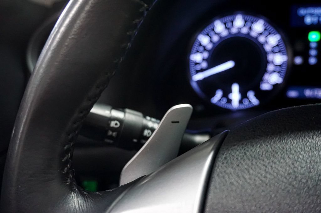 Used 2013 Lexus IS 350C w/ Luxury Pkg RWD image 28
