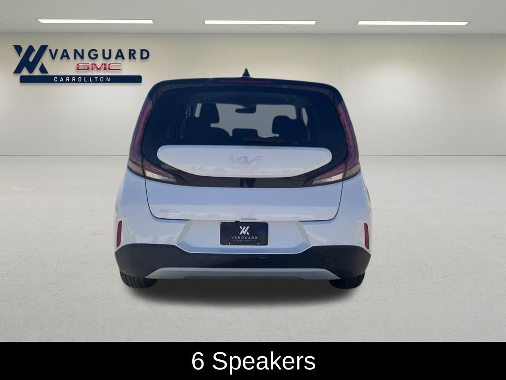 Used 2023 Kia Soul LX image 4