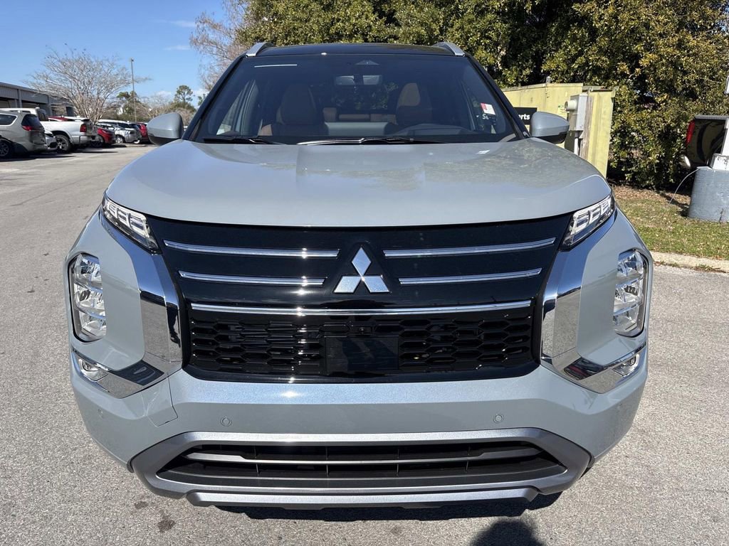 New 2026 Mitsubishi Outlander SEL image 8