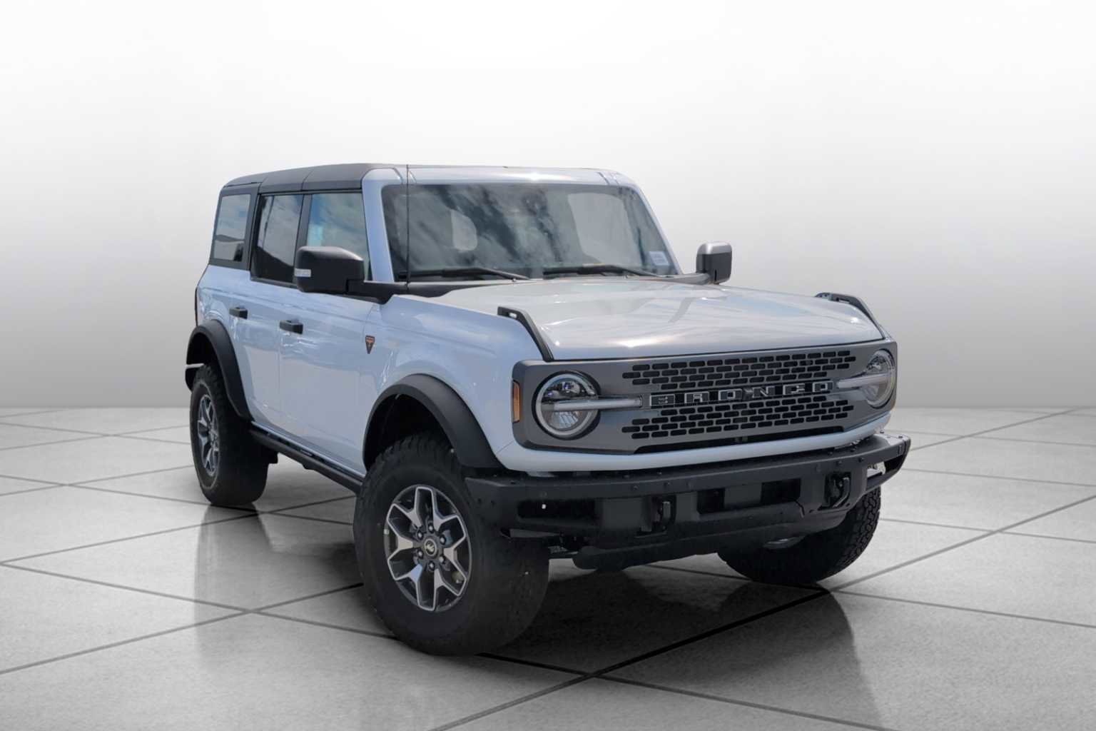 New 2025 Ford Bronco Badlands image 12