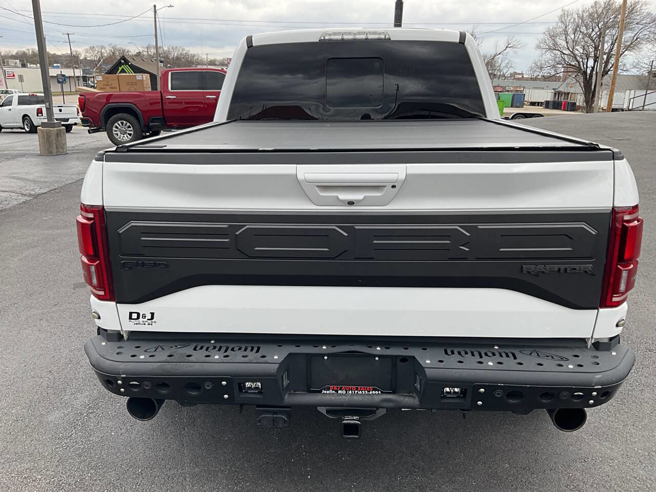 Used 2018 Ford F150 Raptor w/ Equipment Group 802A Luxury image 4