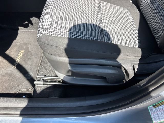 Used 2020 Hyundai Kona SEL FWD image 7