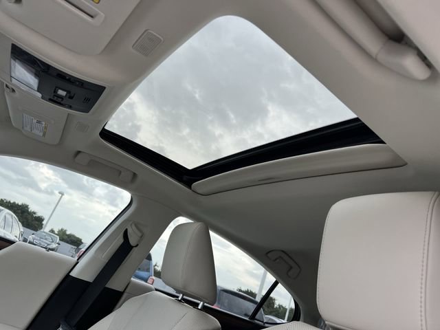 New 2024 Lexus ES 350 w/ Premium Package image 22