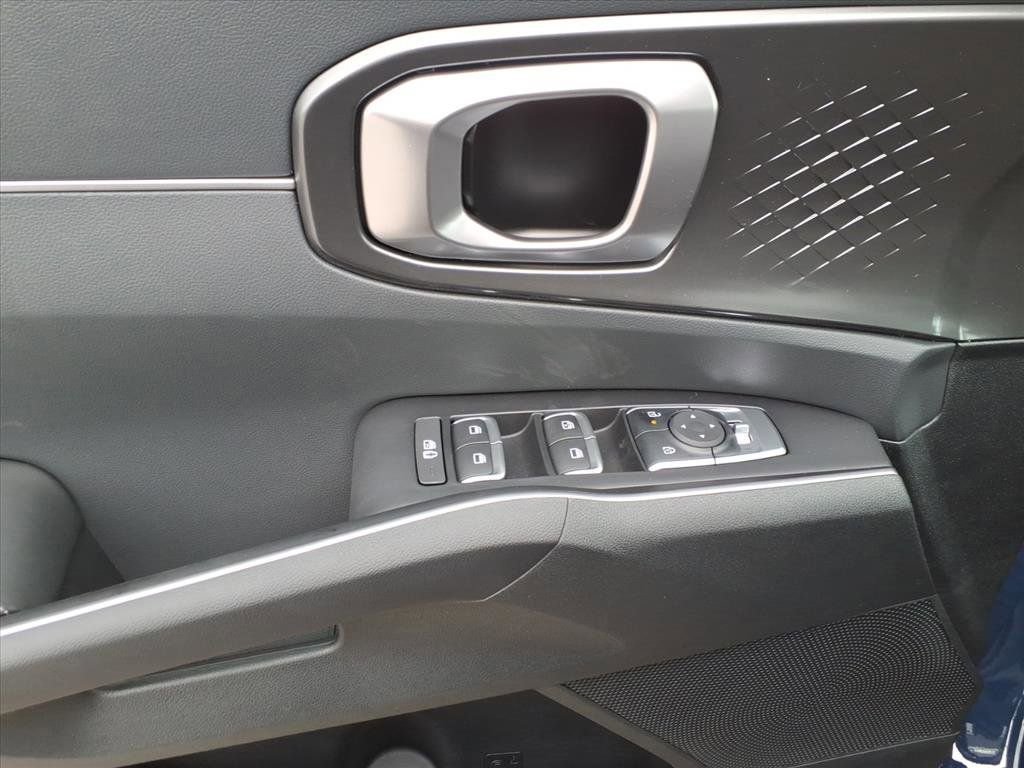 New 2026 Kia Sorento S image 12