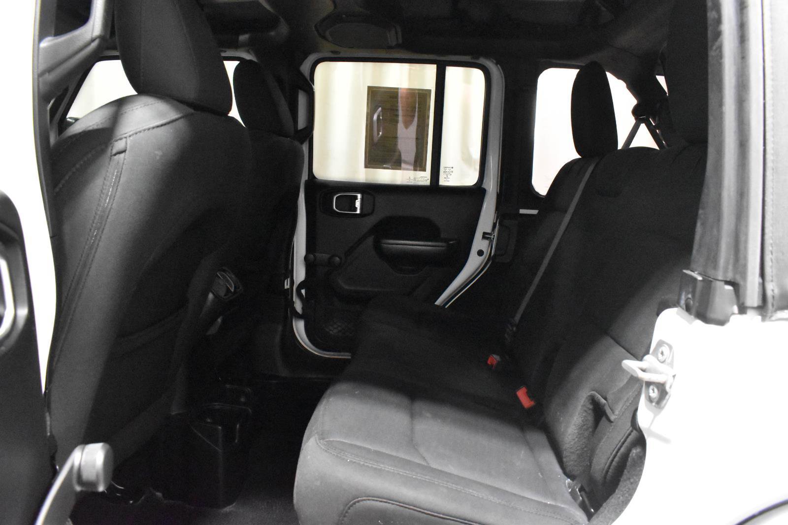Used 2019 Jeep Wrangler Unlimited Sport AWD/4WD image 7