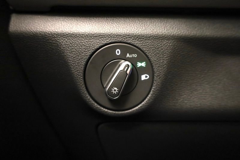 New 2026 Volkswagen Jetta SE image 28