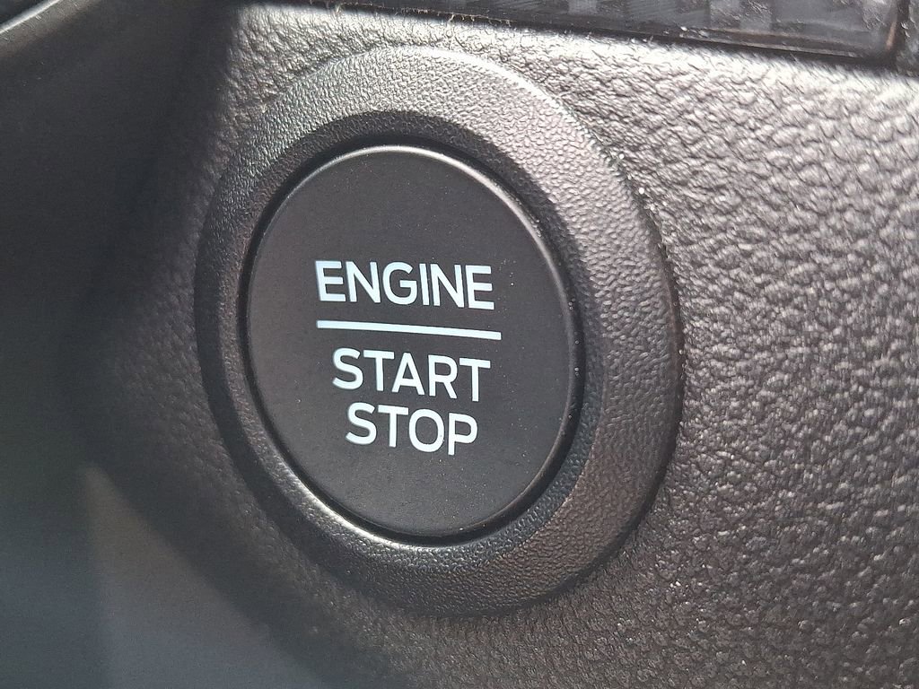 Used 2025 Ford Escape ST-Line image 26