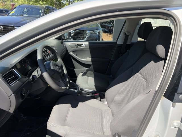 Used 2012 Volkswagen Jetta S FWD image 11