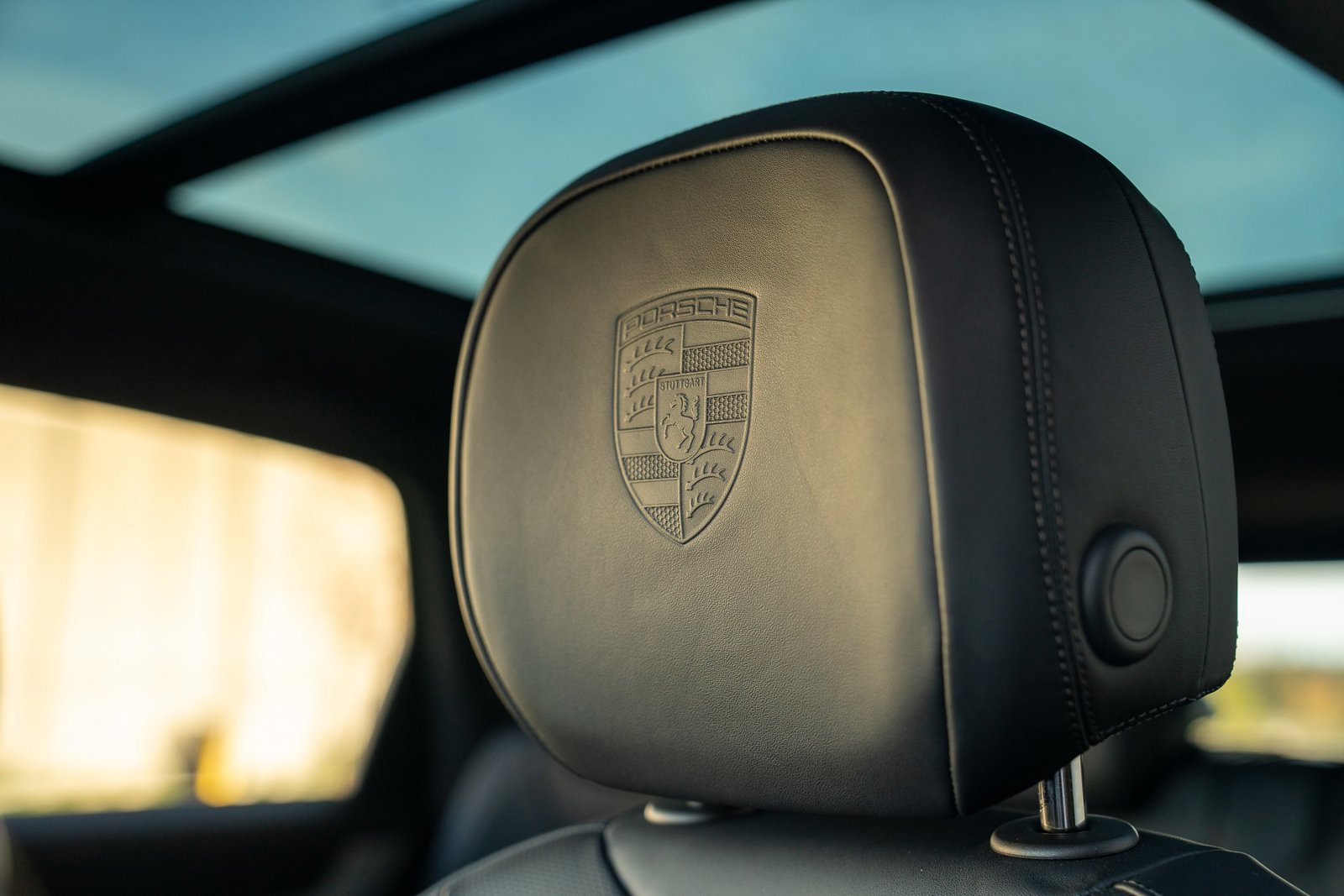 Used 2025 Porsche Cayenne image 13